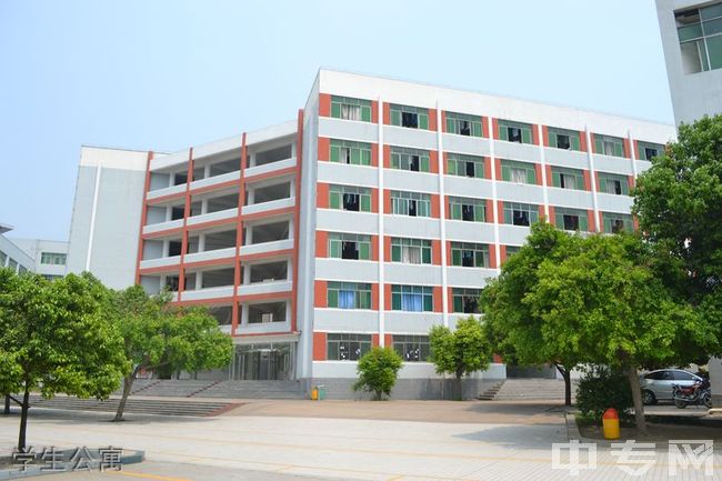 四川省苍溪中学校校园图片、环境怎么样?