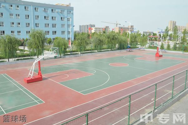 渭南西北新世纪职业中等专业学校-篮球场