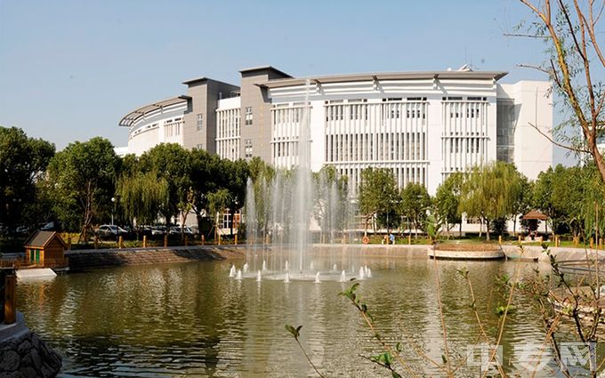 上海商学院少数名族预科班专业选择是否有限制