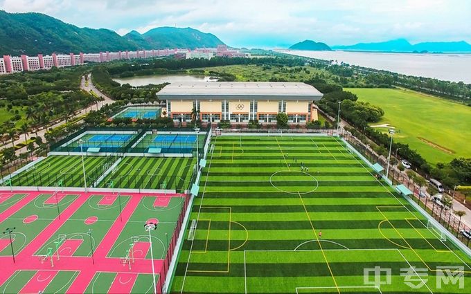 珠海科技学院-体育中心