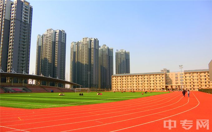 河南开封科技传媒学院-运动场