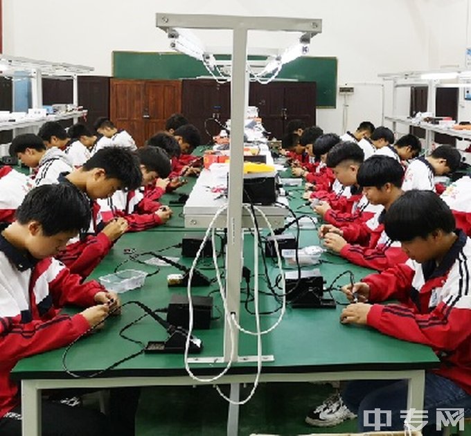 2023年湖南省茶陵县职业中等专业学校招生简章、公办还是民办、官网、电话